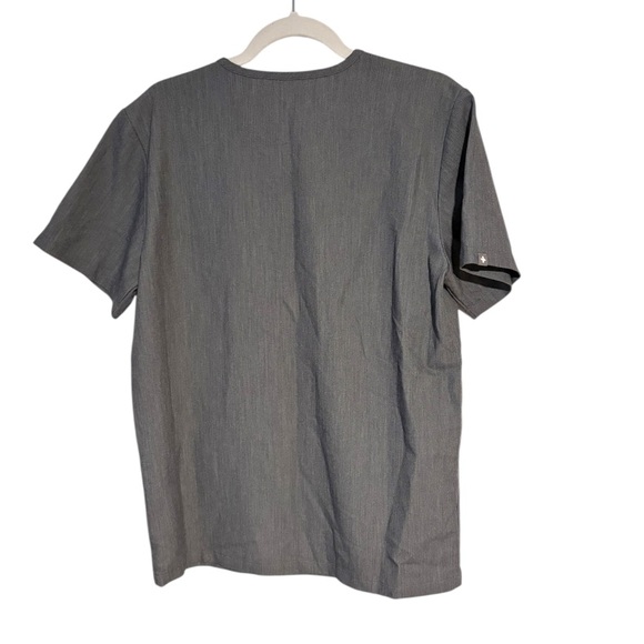 FIGS Men Graphite Scrub Set - Picture 8 of 14